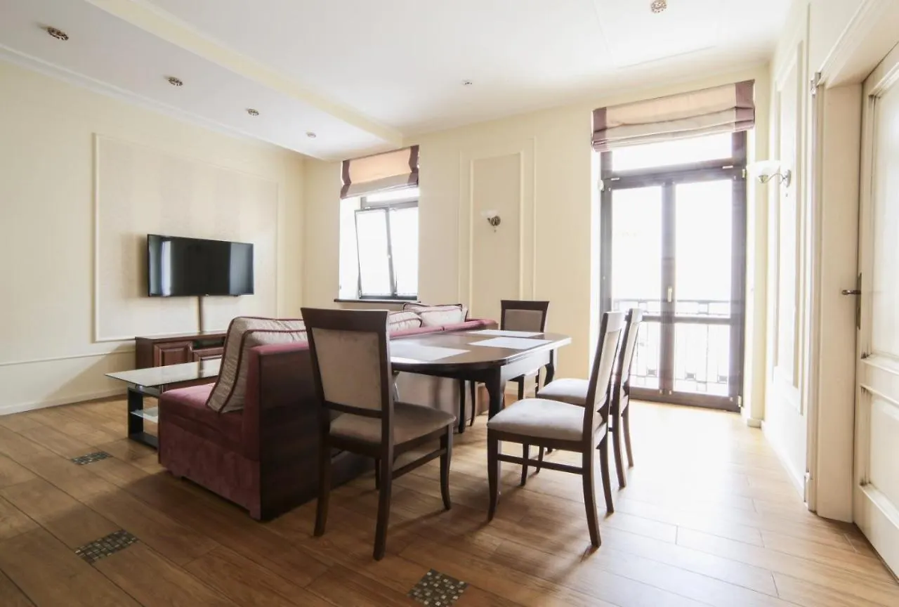 Ferienwohnung Lviv4U Apartment Lemberg